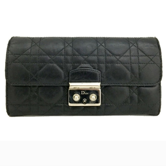 💕Christian Dior Lady Cannage Leather Long Bifold Wallet💕 - Picture 1 of 8